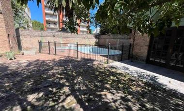 CHALET DE 7 AMBIENTES EN ALQUILER