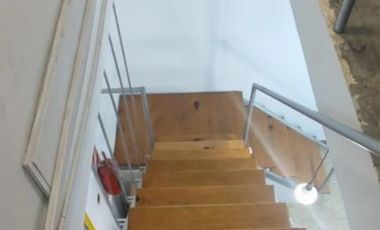 Local Doble Altura, a Metros de Avenida Corrientes - Excelente