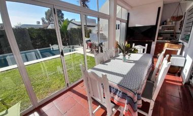 Impecable Casa 5 Ambientes En Alquiler, Bagnat 1100, Ituzaingó