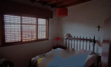 VENDO CHALET 4 AMB EN BARRIO HIPODROMO