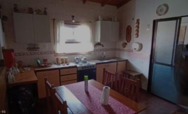 VENDO CHALET 4 AMB EN BARRIO HIPODROMO