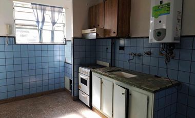 OPORTUNIDAD TRES AMBIENTES AL FRENTE