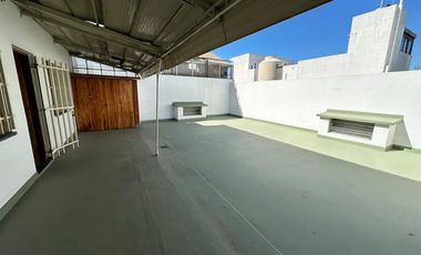 VENTA -  GALPON o LOCAL COMERCIAL MAS VIVIENDA - VILLA MADERO