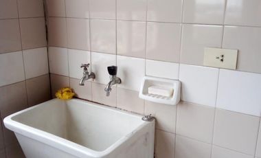 DEPARTAMENTO DE 3 AMBIENTES CON BALCON EN FLORES