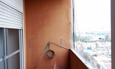 DEPARTAMENTO DE 3 AMBIENTES CON BALCON EN FLORES