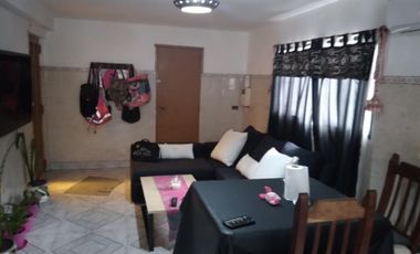 Casa mas local en Claypole