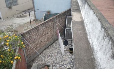 Casa mas local en Claypole