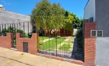 Venta de Casa en lote propio zona San Justo. Consulte