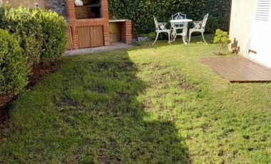 Hermosa Casa de 4 Ambientes + dep.