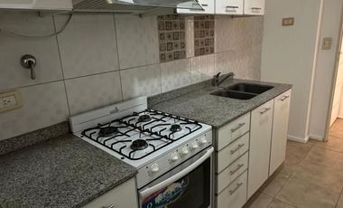 Departamento dos ambientes en alquiler