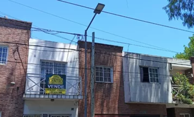 Chilavert, Primer Piso Al Frente, Muy Buen Estado