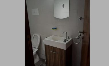 VENDO CASA 4 AMB CON PISCINA