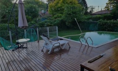 VENDO CASA 4 AMB CON PISCINA