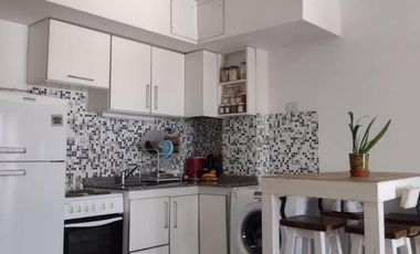 MONOAMBIENTE  CON BALCON SOBRE CORREDOR GAONA EXCELENTE