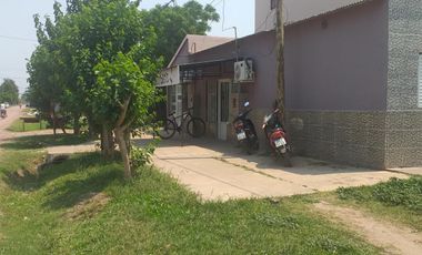 Se Vende Casa  2 plantas - Coronel Du Graty - Chaco
