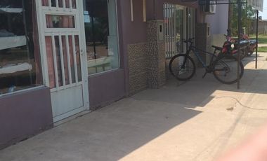 Se Vende Casa  2 plantas - Coronel Du Graty - Chaco