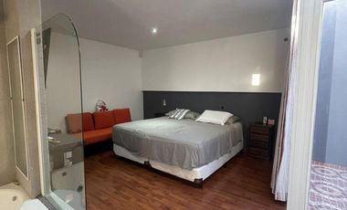 Excelente Casa De 5 Ambientes En Una Zona Privilegiada De Villa Del Parque