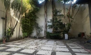 Excelente Casa De 5 Ambientes En Una Zona Privilegiada De Villa Del Parque