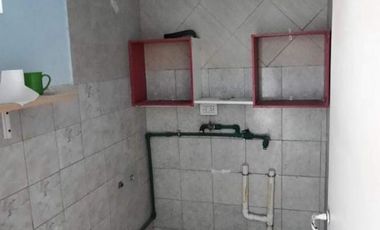 Amplia casa multifamiliar en venta