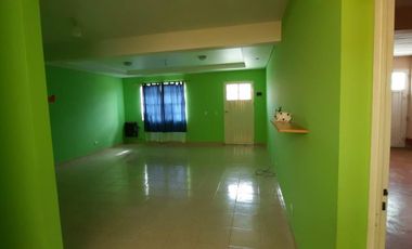 Amplia casa multifamiliar en venta
