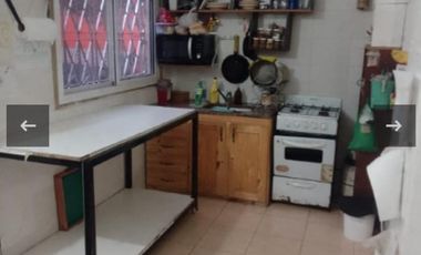 CASA DE 3 AMBIENTES  ( A DOS CUADRA DE LA AV. MARQUEZ)