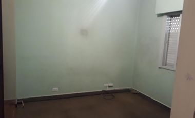 SAN JUSTO (CENTRO) DEPTO. 4  AMBIENTES con balcon y patio