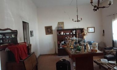 LOTE CON DEPARTAMENTO