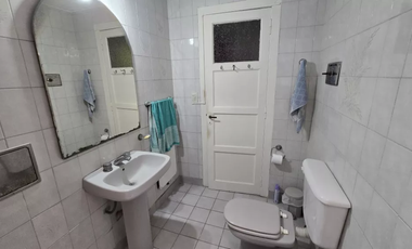 Muy Buena Propiedad, Amplio Fondo Libre, Excelente Zona