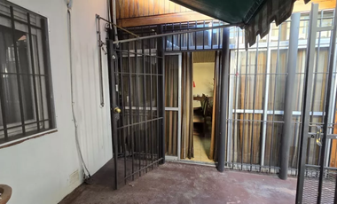 Muy Buena Propiedad, Amplio Fondo Libre, Excelente Zona