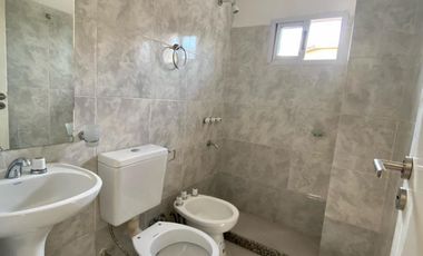 DEPARTAMENTO 2 AMB EN CASEROS - TRES DE FEBRERO