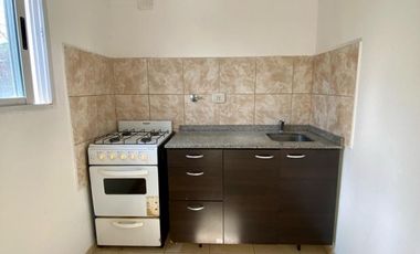 DEPARTAMENTO 2 AMB EN CASEROS - TRES DE FEBRERO