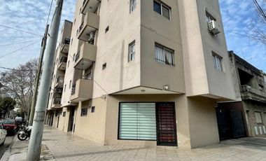 DEPARTAMENTO 2 AMB EN CASEROS - TRES DE FEBRERO