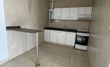 Departamento dos ambientes a la venta en José C Paz