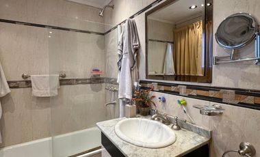 Chalet de 4 AMBIENTES en venta