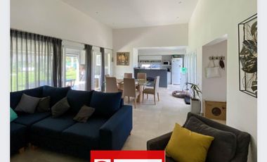 Venta de casa en el Barrio Santa Inés -  Canning