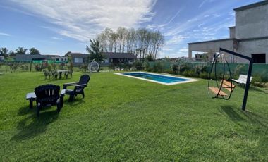 Venta de casa en el Barrio Santa Inés -  Canning