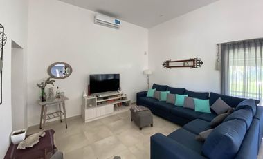 Venta de casa en el Barrio Santa Inés -  Canning