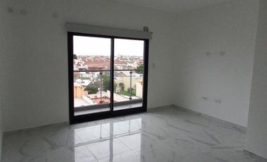 SEMIPISOS 2 AMBIENTES A ESTRENAR CON PARRILLA PROPIA. OPCIONAL COCHERASY BAULERAS