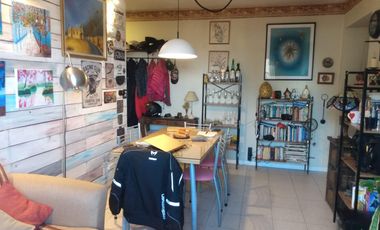 Departamento tres ambientes con cochera venta Monte Grande Centro