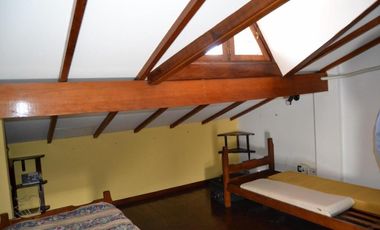 VENTA Casa Lote propio DE 6 AMBIENTES