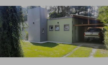 VENDO CASA MINIMALISTA CON PEQUEÑA CABAÑA