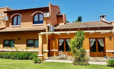 IMPORTANTE CHALET DE 6 AMB EN COUNTRY EL PARAISO