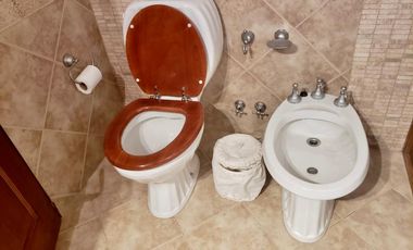 IMPORTANTE CHALET DE 6 AMB EN COUNTRY EL PARAISO