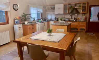 IMPORTANTE CHALET DE 6 AMB EN COUNTRY EL PARAISO