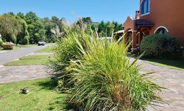 IMPORTANTE CHALET DE 6 AMB EN COUNTRY EL PARAISO