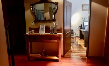 IMPORTANTE CHALET DE 6 AMB EN COUNTRY EL PARAISO