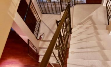 IMPORTANTE CHALET DE 6 AMB EN COUNTRY EL PARAISO