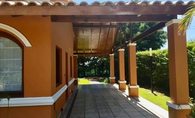 IMPORTANTE CHALET DE 6 AMB EN COUNTRY EL PARAISO