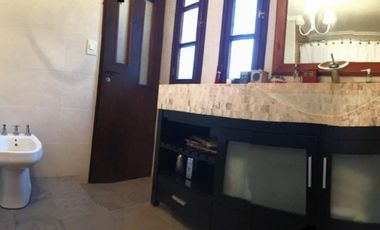 Chalet - 3 Dorm. - Sum - Cochera - Parque con Piscina y Quincho