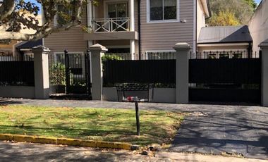 EXCELENTE PROPIEDAD EN ZONA EXCLUSIVA DE BANFIELD OESTE.